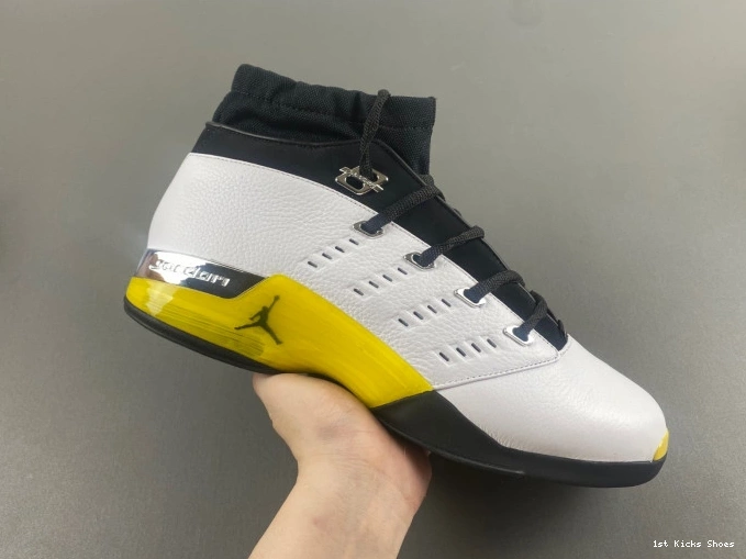 1st Kicks Low 17 Jordan Air Lightning FJ0395-100 0813